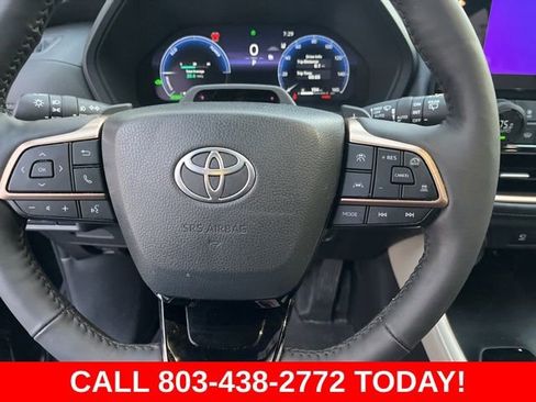 Used 2025 Toyota Grand Highlander AWD Hybrid image 20