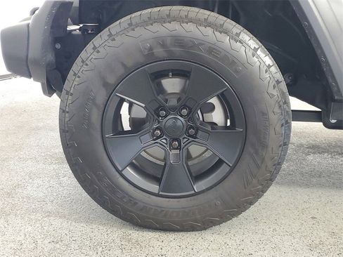 Used 2024 Jeep Wrangler Sport image 8