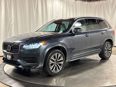 Used 2021 Volvo XC90 T5 Momentum w/ Advanced Package