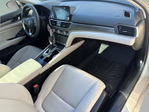 Used 2018 Honda Accord LX image 20