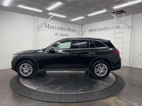Used 2026 Mercedes-Benz GLC 300 4MATIC image 4
