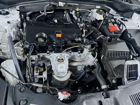 Used 2025 Honda HR-V EX-L image 32