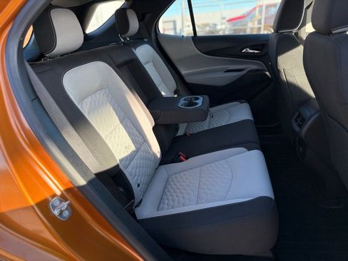 Used 2018 Chevrolet Equinox LS FWD image 21