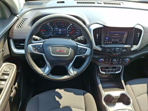 Used 2024 GMC Terrain SLE w/ Driver Convenience Package FWD image 21