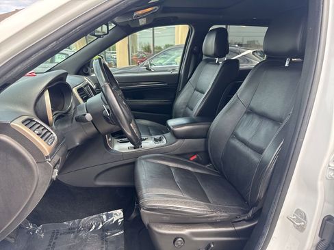 Used 2014 Jeep Grand Cherokee Limited AWD/4WD image 18