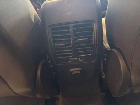 Used 2018 Ford Escape SE FWD image 26