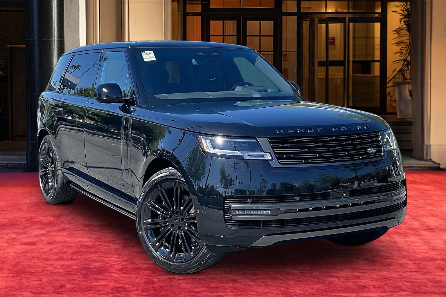 New 2026 Land Rover Range Rover Long Wheelbase SE AWD/4WD image 23