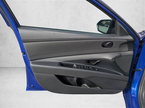 Used 2026 Hyundai Elantra SEL Sport Premium FWD image 22
