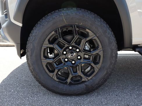 New 2026 Chevrolet Colorado Trail Boss w/ Midnight Edition AWD/4WD image 28