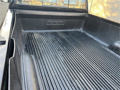 Used 1993 Toyota T100 SR5 image 8