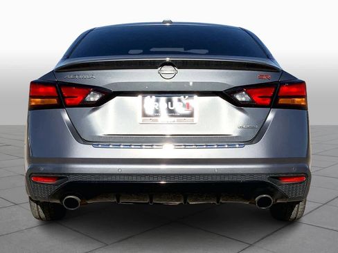 Used 2023 Nissan Altima 2.0 SR image 10