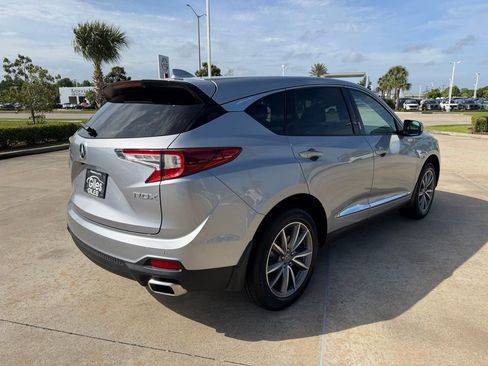 Used 2023 Acura RDX FWD w/ Technology Package image 5