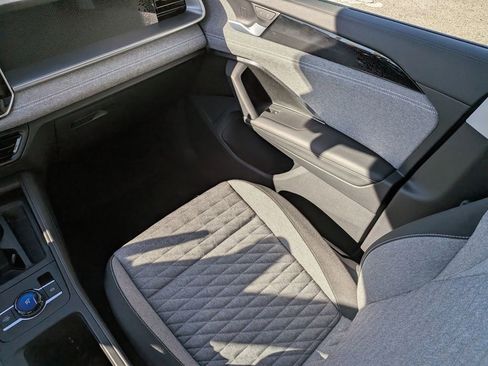 New 2026 Volkswagen Tiguan S FWD image 18