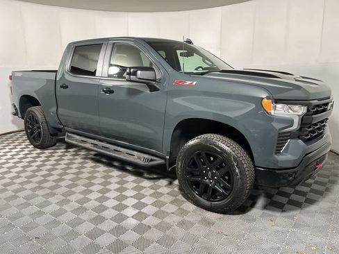 Used 2025 Chevrolet Silverado 1500 LT Trail Boss w/ Protection Package AWD/4WD image 2