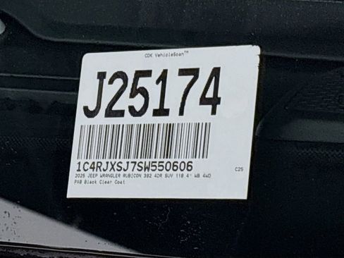 New 2025 Jeep Wrangler Unlimited Rubicon 392 image 24