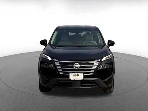 Used 2025 Nissan Rogue SV image 4