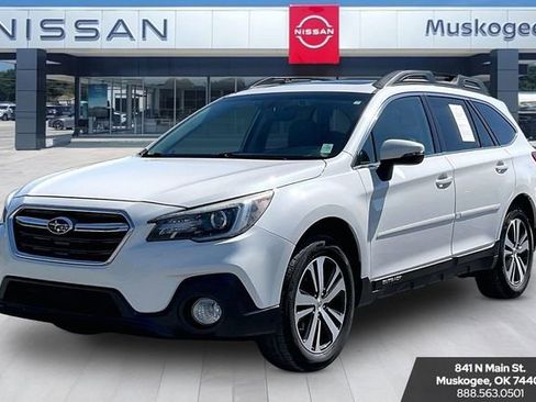 Used 2019 Subaru Outback 3.6R Limited AWD/4WD image 3