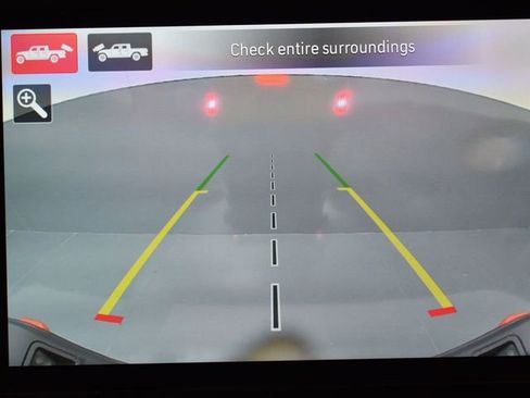 Used 2024 Jeep Gladiator Mojave w/ Technology Group image 23