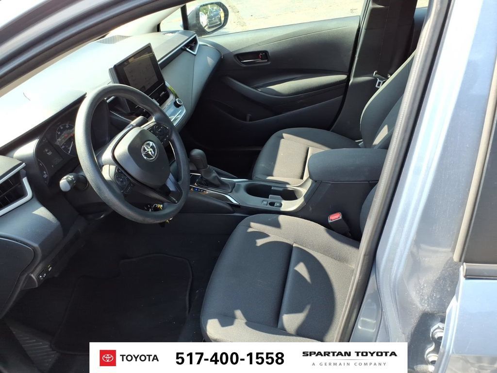 Used 2024 Toyota Corolla LE FWD image 14