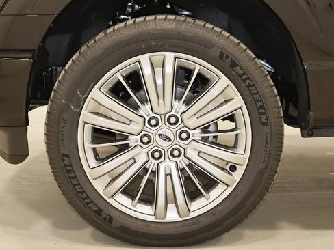 New 2025 Ford F150 Platinum w/ Equipment Group 703A Plus image 36