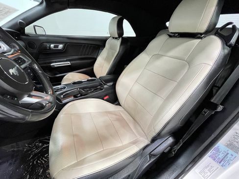 Used 2018 Ford Mustang GT Premium RWD image 13