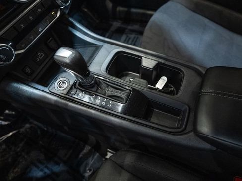 Used 2025 Nissan Sentra S image 17