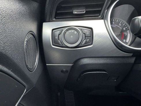 Used 2018 Ford Mustang Premium RWD image 21
