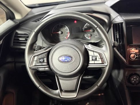 Used 2019 Subaru Crosstrek 2.0i Premium AWD/4WD image 12