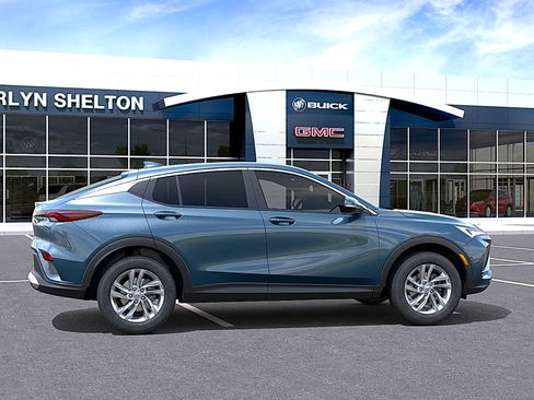 New 2026 Buick Envista Preferred w/ Convenience I Package FWD image 5