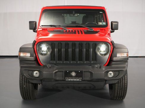 Used 2022 Jeep Wrangler Unlimited Sport w/ Sun And Sound Package AWD/4WD image 7