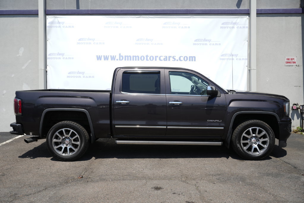 Used 2016 GMC Sierra 1500 Denali w/ Enhanced Driver Alert Package AWD/4WD image 7