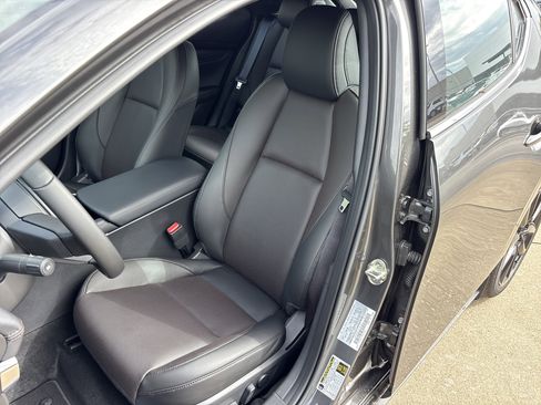 New 2026 MAZDA MAZDA3 2.5 S Hatchback w/ Premium Pkg FWD image 19