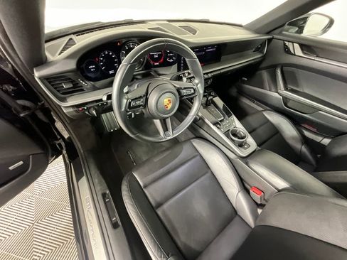 Used 2021 Porsche 911 Carrera RWD image 10