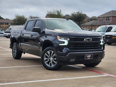 Used 2024 Chevrolet Silverado 1500 RST w/ Convenience Package II image 2