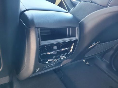 New 2026 Jeep Grand Cherokee Limited w/ Limited Altitude Package image 7