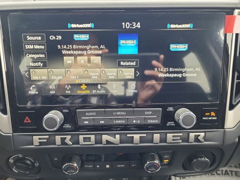 New 2026 Nissan Frontier SV image 18