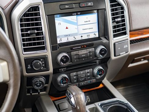 Used 2016 Ford F150 King Ranch w/ Equipment Group 601A Luxury AWD/4WD image 24