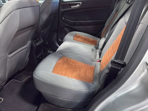 Used 2018 Ford Edge SEL w/ Equipment Group 201A AWD/4WD image 11