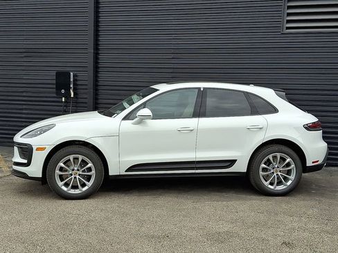 New 2026 Porsche Macan AWD/4WD image 2