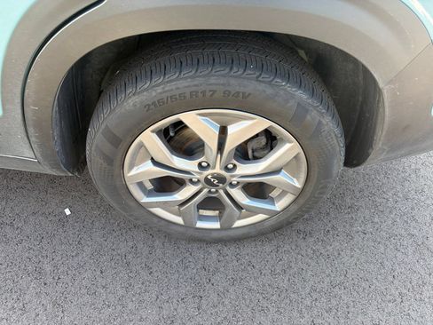 Certified 2024 Kia Seltos S AWD/4WD image 12