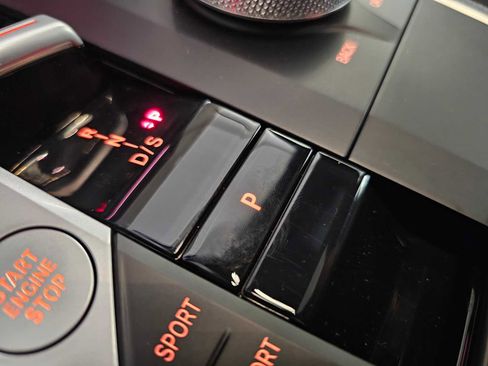 Used 2025 BMW 330i xDrive Sedan w/ Convenience Package image 26