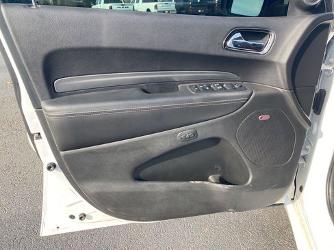 Used 2018 Dodge Durango SRT w/ Technology Group image 9