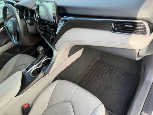 Certified 2022 Toyota Camry XLE image 34