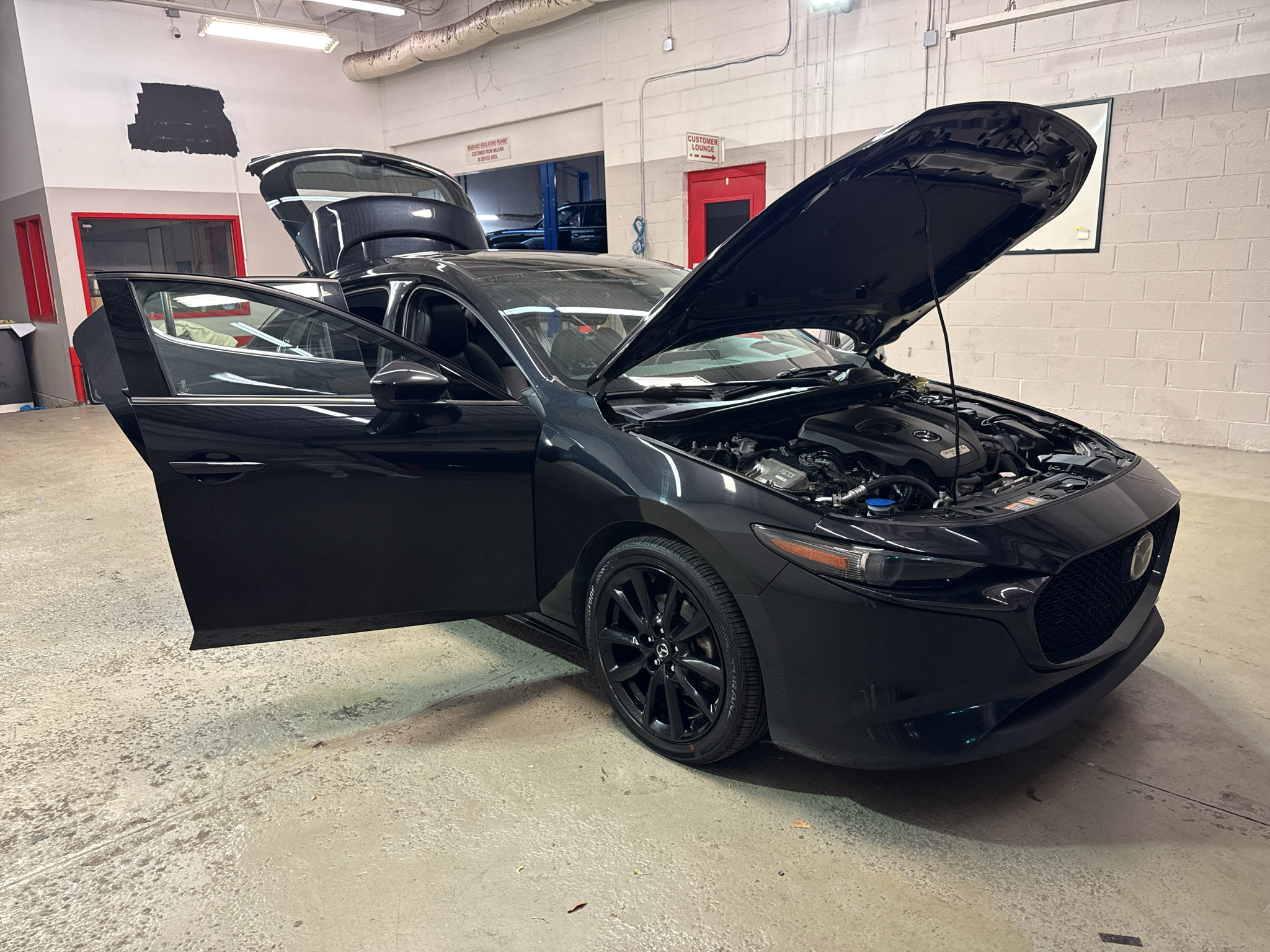 Used 2022 MAZDA MAZDA3 s AWD/4WD image 9
