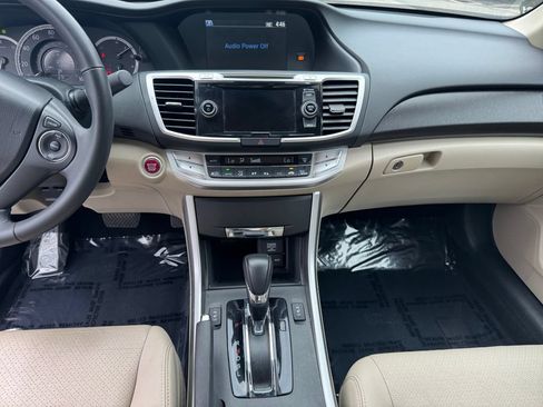 Used 2014 Honda Accord EX-L image 11