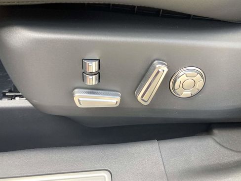 New 2026 Lincoln Nautilus Reserve image 23