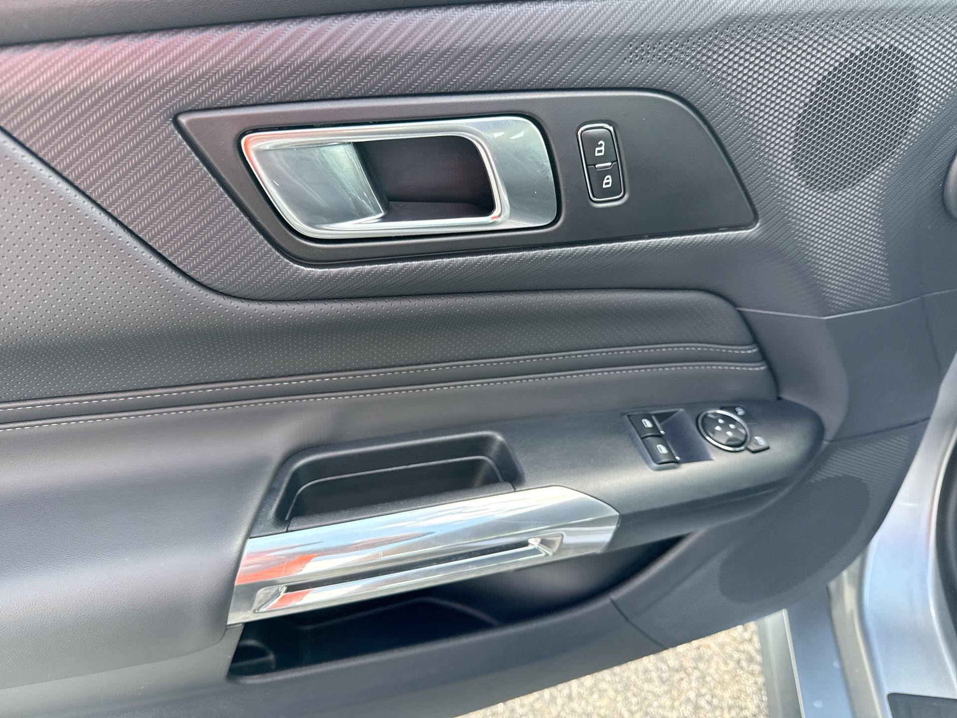 Used 2026 Ford Mustang Premium RWD image 15