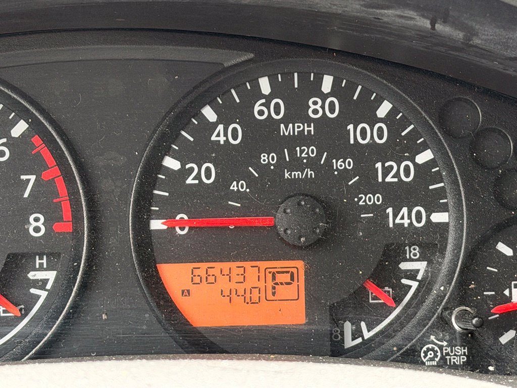 Used 2016 Nissan Frontier SV RWD image 6