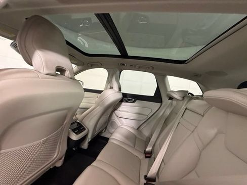 Used 2020 Volvo XC60 T5 Inscription w/ Protection Package FWD image 31