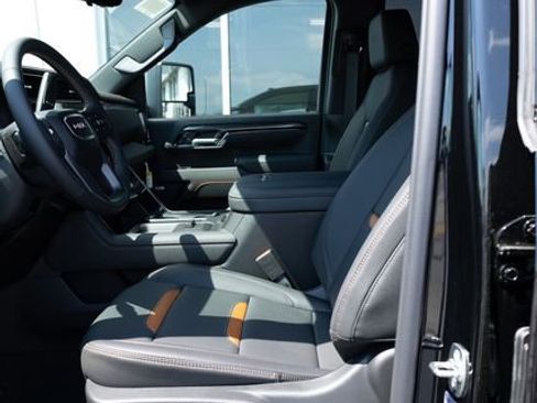 New 2026 GMC Sierra 2500 AT4 w/ Technology Package image 22